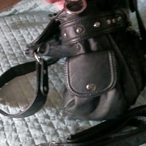 Angelkiss Elegant Black Women's Handbag - Picture 11 of 16